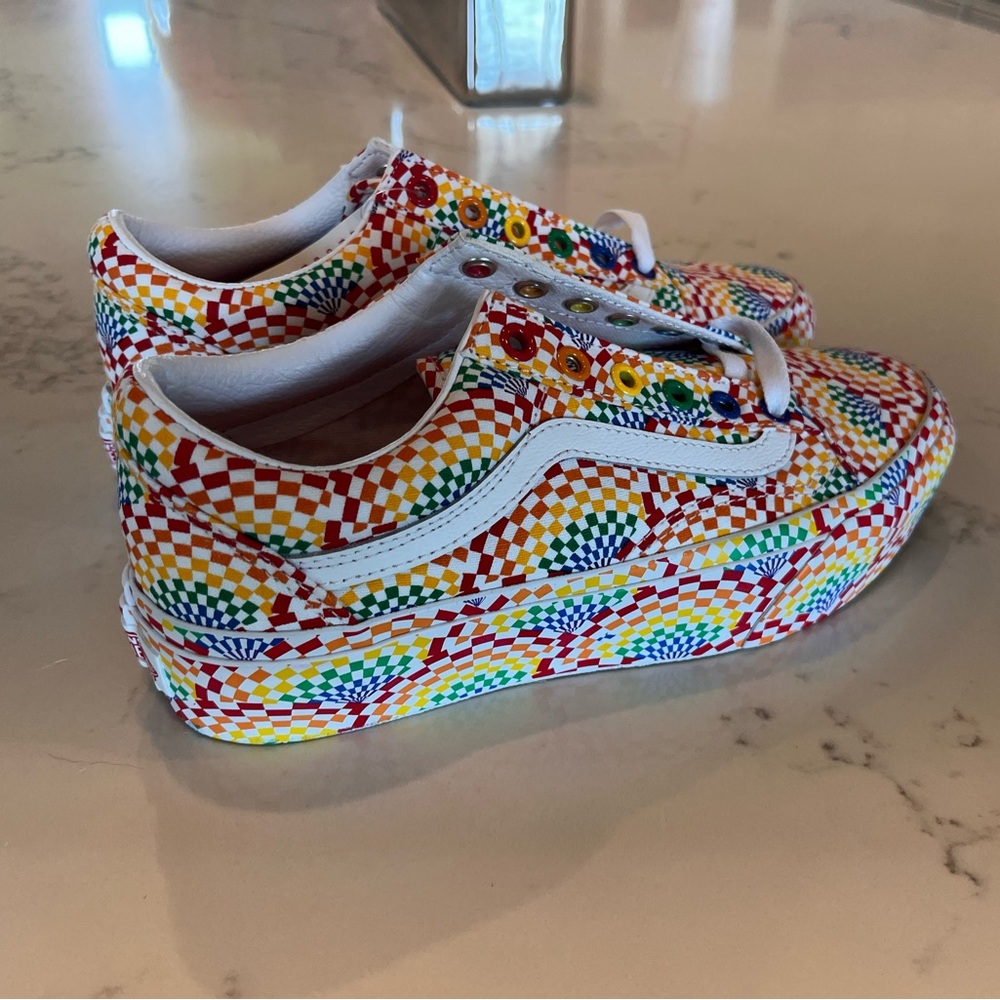 Vans Old Skool Platform Pride Sneakers - Picture 2 of 3